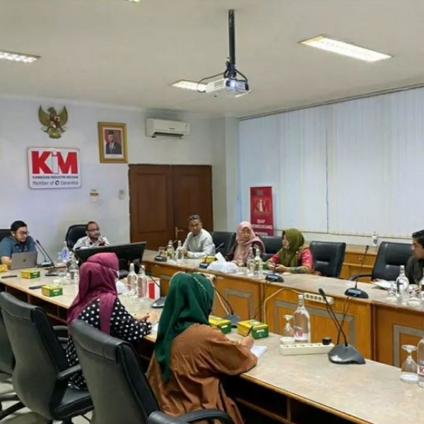 Comparative Study of the Aceh Investment and One Stop Services Office