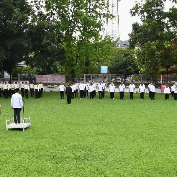 PT Kawasan Industri Medan held a Flag Ceremony to commemorate the 116th National Awakening Day