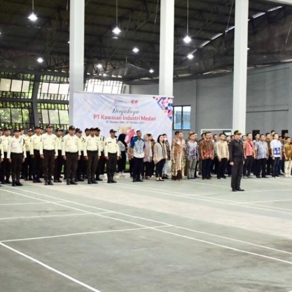 PT Kawasan Industri Medan held a ceremony to commemorate Youth Pledge Day