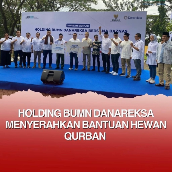 Holding BUMN Danareksa Menyerahkan Bantuan Hewan Qurban