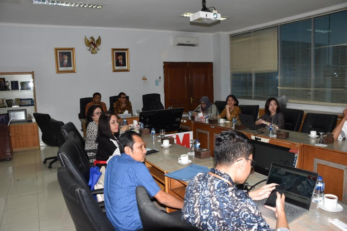 Working visit of Office of Investment and Integrated Services of One Door City of Medan to PT.KIM (Persero)