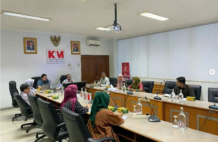 Comparative Study of the Aceh Investment and One Stop Services Office