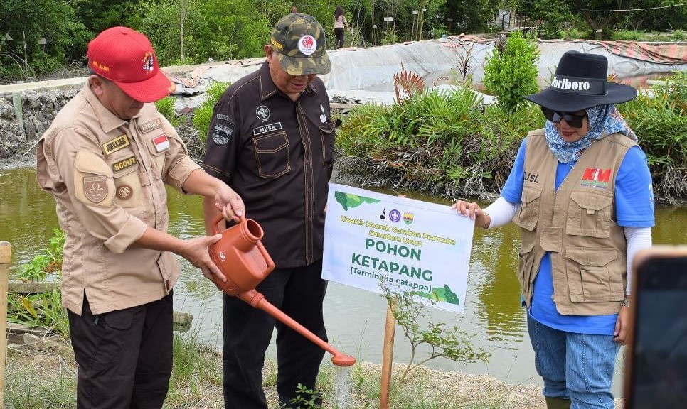 PT Kawasan Industri Medan, in collaboration with the Kwartir Daerah Gerakan Pramuka Sumatera Utara, conducted a tree planting activity