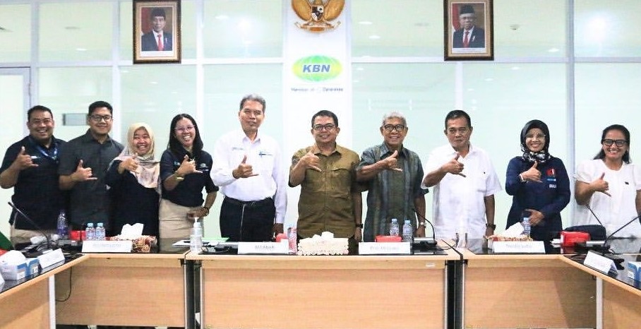 The Board of Commissioners and Directors of PT KIM conducted a working visit to PT Kawasan Berikat Nusantara (PT KBN) in Jakarta.