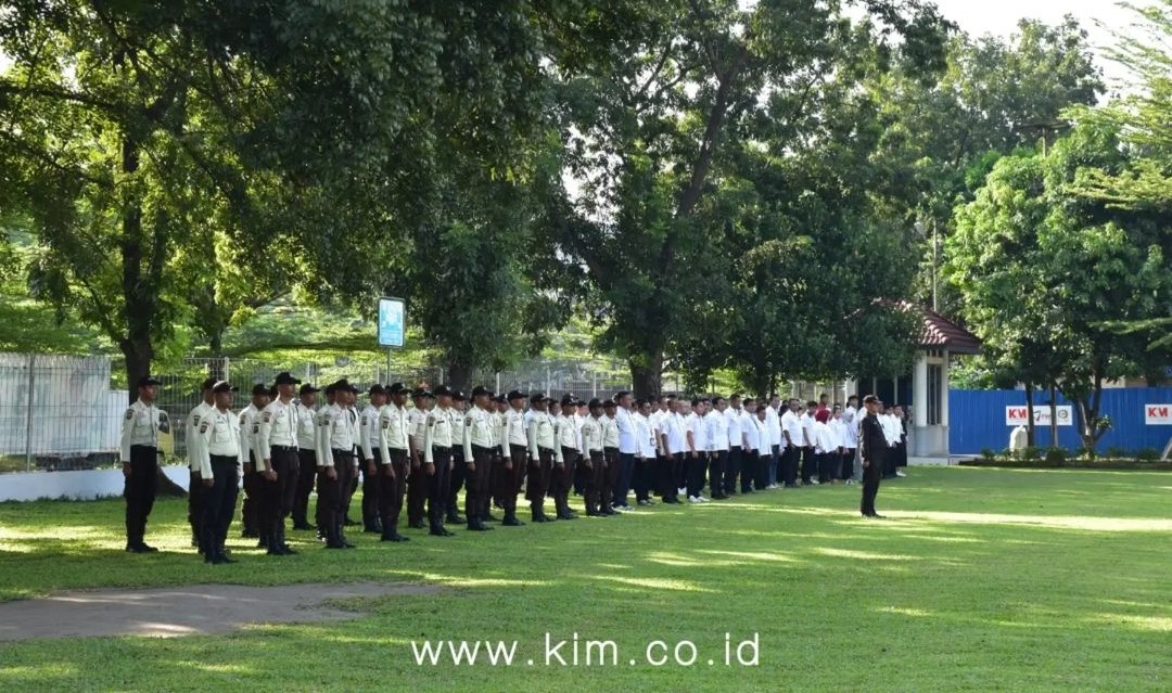 PT Kawasan Industri Medan Menyelenggarakan Upacara Bendera dalam Rangka Memperingati Hari Sumpah Pemuda ke - 96 tahun